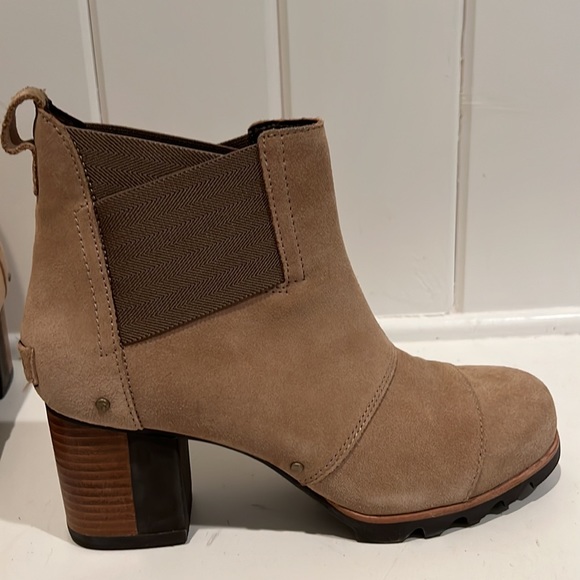 Womens Sorel causal boots - Picture 7 of 10